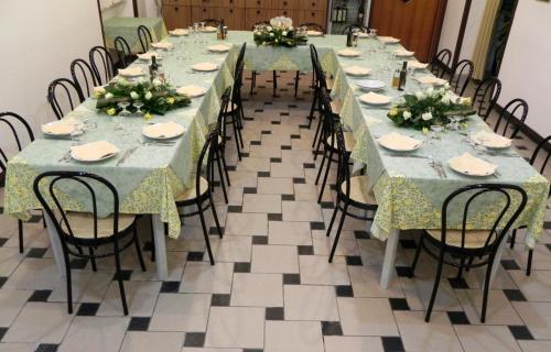 Hotel Fjby Calasetta Bagian luar foto