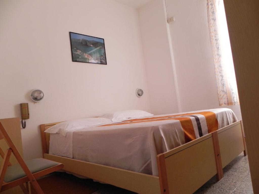 Hotel Fjby Calasetta Ruang foto